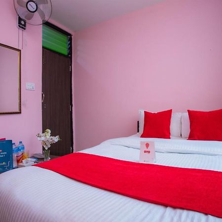 Oyo 142 Co International Guest House كاتماندو المظهر الخارجي الصورة