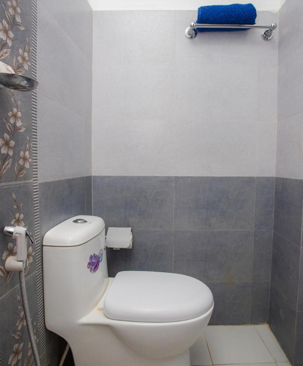 Oyo 142 Co International Guest House كاتماندو المظهر الخارجي الصورة