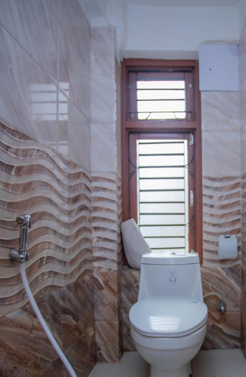 Oyo 142 Co International Guest House كاتماندو المظهر الخارجي الصورة
